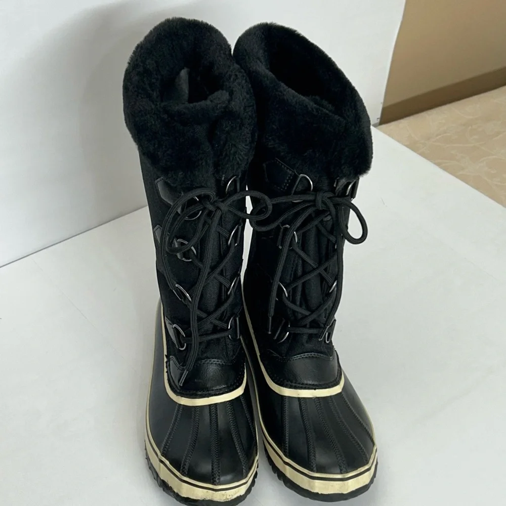 Women's Black Winter Boots